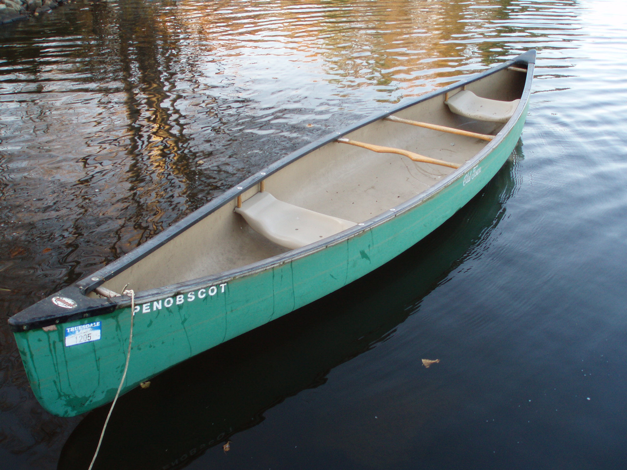 PR Boat: Free access Old town canoe-wood and canvas