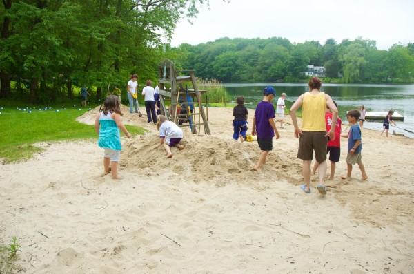 beach_cleanup_day_2010